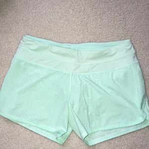 Women’s green Run Times Short II